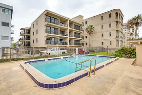 Steps to Pool + Ocean: Jacksonville Beach Gem!
