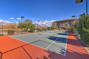 25 Mi to Zion: Rock 'n' Roll Condo w/ Mtn View!