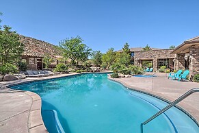 25 Mi to Zion: Rock 'n' Roll Condo w/ Mtn View!