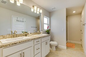 Screened Lanai: Relaxing Retreat in Ocala!