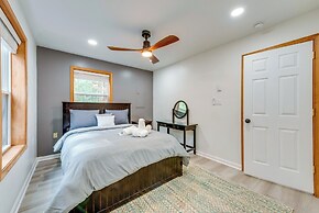 Lakefront Poconos Cabin w/ Deck & Game Room