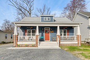 Walk to Bay: Home w/ Fenced Yard in Colonial Beach