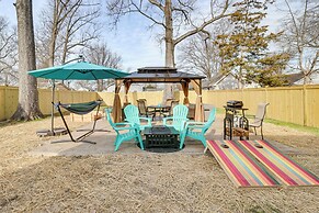 Walk to Bay: Home w/ Fenced Yard in Colonial Beach