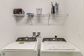 Walk to Bay: Home w/ Fenced Yard in Colonial Beach