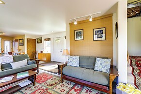 Hot Tub & Decks: Central Hood River Townhome!