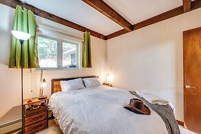 Fish & Hike: Scenic Gem w/ Hot Tub in Haverhill