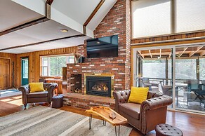 Fish & Hike: Scenic Gem w/ Hot Tub in Haverhill
