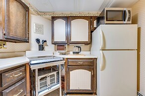 Peaceful Cottage w/ Pond & Fire Pit in Haverhill