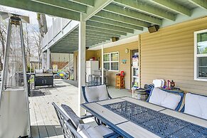 Fish & Grill: Spacious Home in Eddyville!