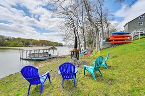 Fish & Grill: Spacious Home in Eddyville!