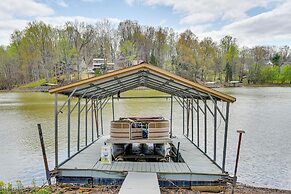 Fish & Grill: Spacious Home in Eddyville!