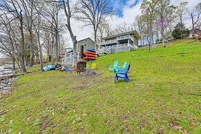 Fish & Grill: Spacious Home in Eddyville!