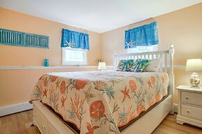 Near Beaches & Trails: Home in East Falmouth
