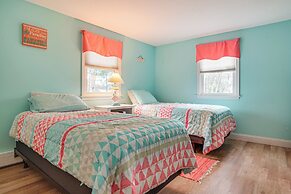 Near Beaches & Trails: Home in East Falmouth