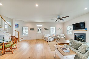 Walk to Beach & Central Park: Home in Cape Charles