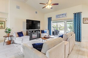 Beautiful Venice Getaway, 4 Mi to Manasota Beach!