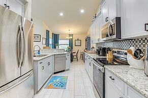 Beautiful Venice Getaway, 4 Mi to Manasota Beach!