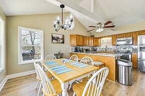 Water-view Deck: Home on Dale Hollow Lake