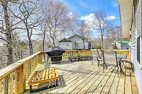 Water-view Deck: Home on Dale Hollow Lake