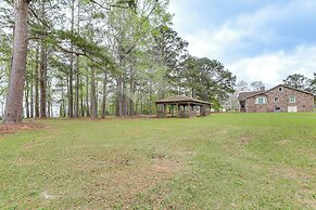 Private Dock + Pool Table: Lake Marion Getaway
