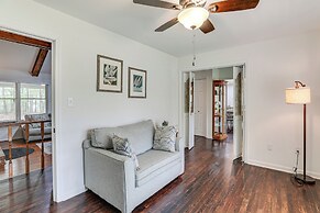 Private Dock + Pool Table: Lake Marion Getaway