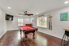 Private Dock + Pool Table: Lake Marion Getaway