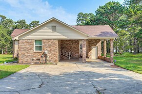 Private Dock + Pool Table: Lake Marion Getaway