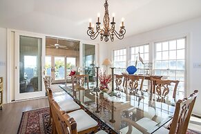 Coastal Casa 2 Bedroom Home