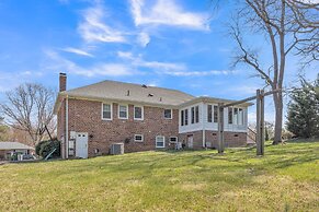 Upscale Escape Game Room & Spa-like Baths 4 Bedroom Home