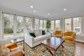 Upscale Escape Game Room & Spa-like Baths 4 Bedroom Home