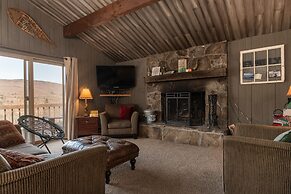 Bear Hill Cabin 4 Bedroom Cabin