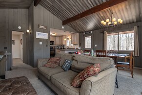 Bear Hill Cabin 4 Bedroom Cabin