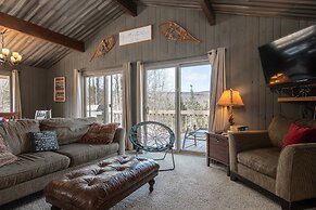 Bear Hill Cabin 4 Bedroom Cabin