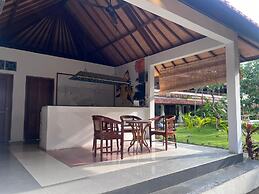 Uns Hotel - Bali