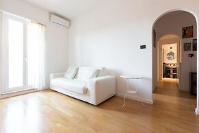 Agostini 9- Bright Flat