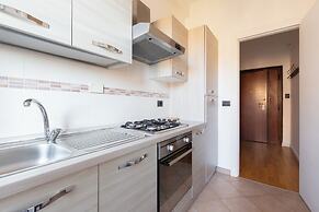 Agostini 9- Bright Flat