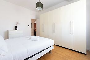 Agostini 9- Bright Flat