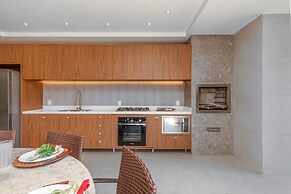 Bz45 Rua das Pedras Casa com Piscina