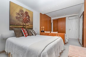 Bz45 Rua das Pedras Casa com Piscina