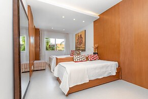 Bz45 Rua das Pedras Casa com Piscina