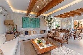 Bz45 Rua das Pedras Casa com Piscina