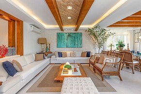 Bz45 Rua das Pedras Casa com Piscina