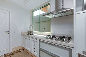 Bz45 Rua das Pedras Casa com Piscina