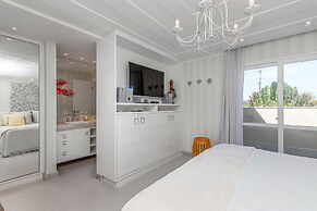 Bz45 Rua das Pedras Casa com Piscina