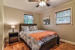 Grey Eagle Cottage with Hot Tub