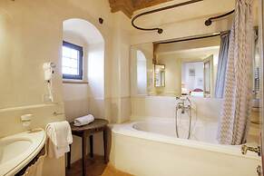 Castello Di Montemasso