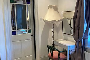 Groves Hall Garden Apartment Whitby