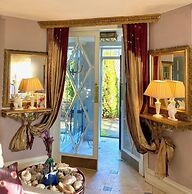 Groves Hall Garden Apartment Whitby