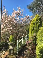 Groves Hall Garden Apartment Whitby