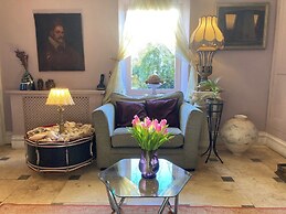 Groves Hall Garden Apartment Whitby